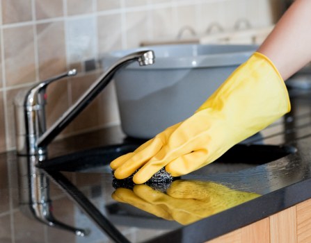 Carpet cleaning service for a Highbury flat with careful access planning